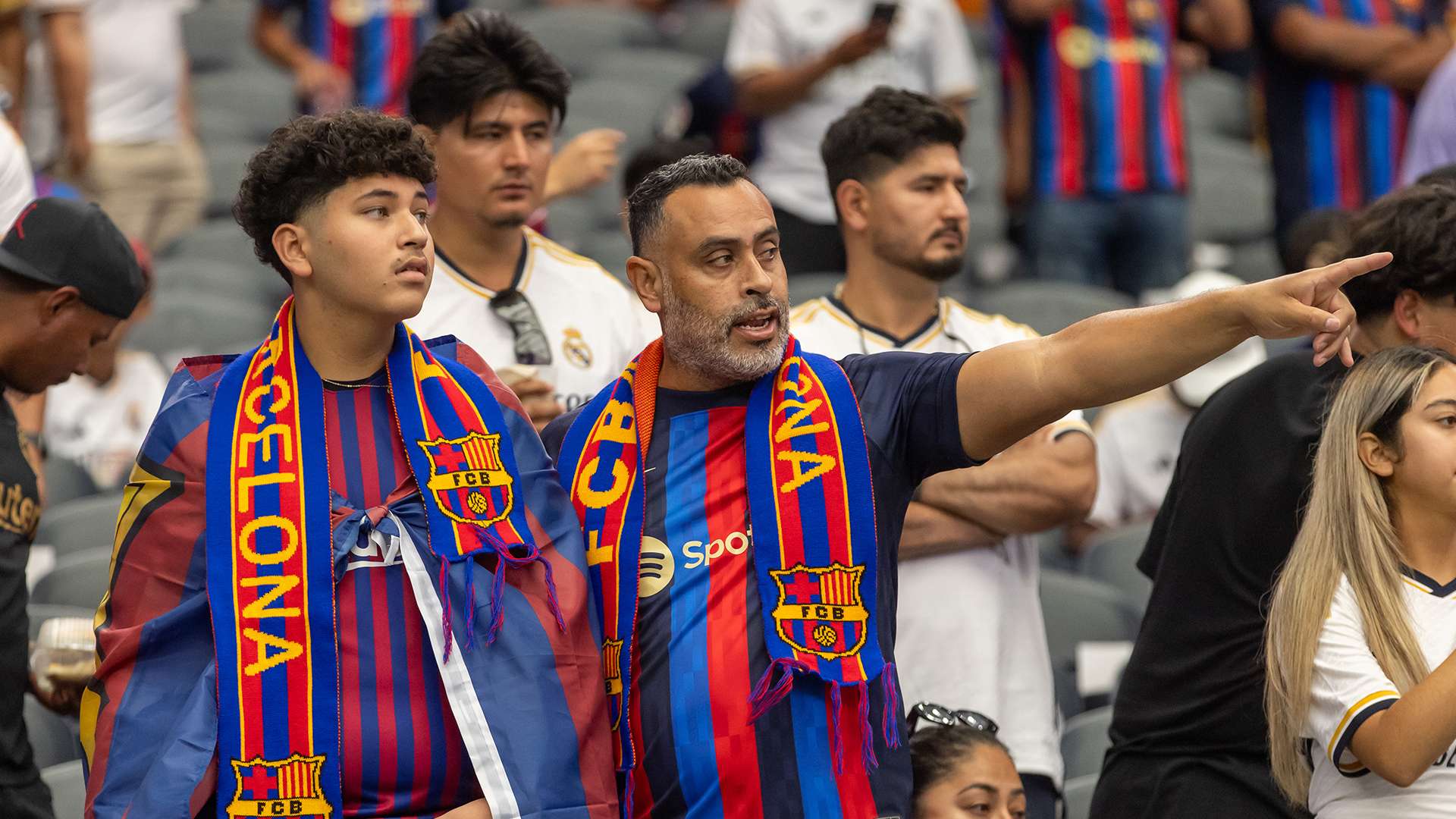 办了首届匹 办了首届匹